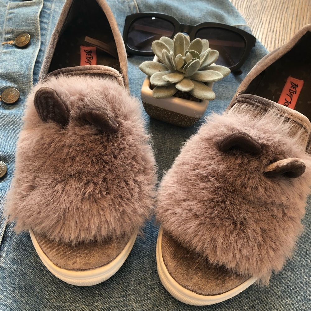 Betsey Johnson Fuzzy Ears Faux Fur Sneakers Sz 5 - Picture 5 of 8